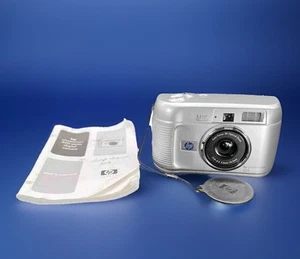 HP PhotoSmart 620 2.1 MP Digital Camera Silver Vintage Tested It Works!! Retro - Picture 1 of 12