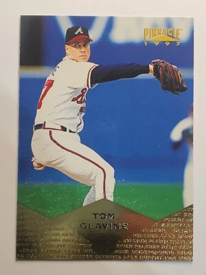 Pinnacle #61 1997 Tom Glavine ~ Atlanta Braves Foto 1 de 2