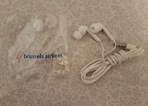 NUEVOS auriculares internos blancos de Brussels Airlines - Imagen 1 de 2