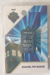Doctor Who The 9th Ninth Doctor BAD WOLF Enamel Tardis Pin Badge - Foto 1 di 1