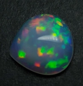 Silky white opal cabochon - loose natural welo Opal gemstone 3.15 CTS - Bild 1 von 10