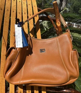 Dooney & Bourke Desert Saddle Medium Pocket Sac Purse Shoulder Bag 2P973 NWT - Picture 1 of 13