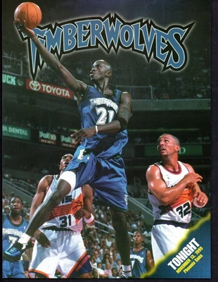 1999 KEVIN GARNETT LAY-UP TIMBERWOLVES-SUNS TARGET CENTER SGA PHOTO PRINT - Image 1 of 2