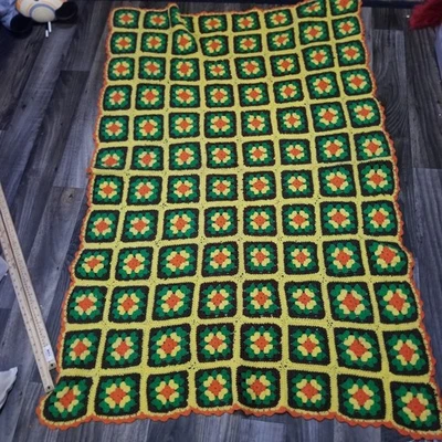 Manta afgana de ganchillo cuadrada de abuela hecha a mano 67x43 amarilla Foto 1 de 4