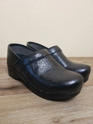Dansko XP 2.0 Womens EU 36 US 5.5-6 Black Tooled Leather Floral Embossed Clogs - Image 1 of 4