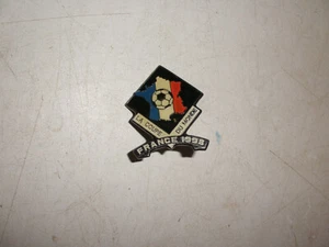 FOOTBALL  PIN'S  COUPE DU MONDE  FRANCE  1998   - Picture 1 of 1