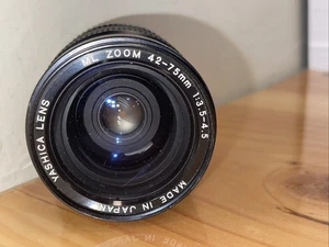 Yashica Len ML ZOOM 42-75mm F3.5-4.5 - Bild 1 von 7