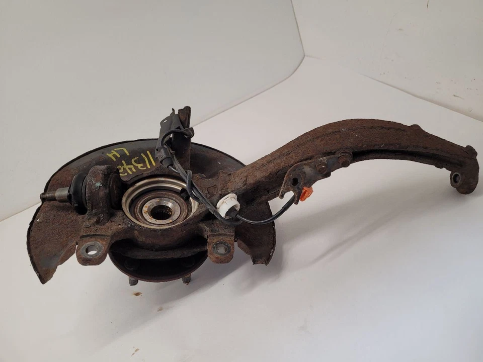 2003 - 2007 HONDA ACCORD Driver Front LH Spindle Knuckle 4 Cylinder 7461718 - Изображение 1 из 4