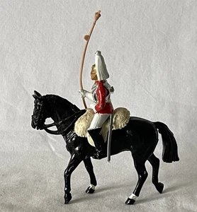 Vintage Metal British Mounted Life Guard Toy Soldier on Horse Britains Ltd #88 - Picture 1 of 10