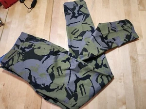 G-Star Raw Pants Mens 27 x30 Green Camouflage Camo Mid Skinny Chino, NWOT - Picture 1 of 15