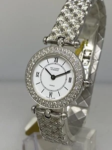 Van Cleef & Arpels Classique White Gold Diamond Bracelet Ladies Watch 322632 B2 - Picture 1 of 10