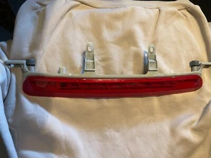 2021 JEEP CHEROKEE THIRD BRAKE LIGHT - Picture 1 of 2