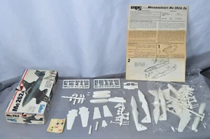 Vintage 1977, MPC Me 262A mit Bodenpersonal, Modellbausatz - Maßstab 1:72 + extra Teile - Bild 1 von 11