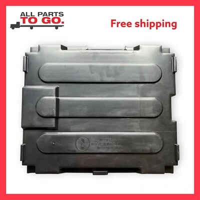 Battery Cover For ISUZU NPR NQR NPR-HD FXR 4HK1 5.2L 6BG1 87-2008 - Image 1 of 2