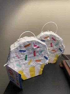 (2) Old East Main Mini Cupcake Pinata 9 x 10 x 3.5 cm. New/Unused. - Picture 1 of 1