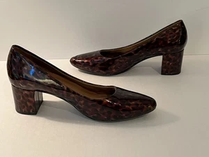 AEROSOLES "Silver Star" Lackleder-Pumps Animal-Print Blockabsatz ~ Größe 9,5 M - Bild 1 von 12