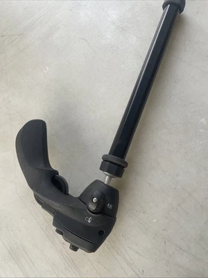 Manfrotto Compact Action Aluminium Tripod center Hybrid Head Black - Image 1 of 4