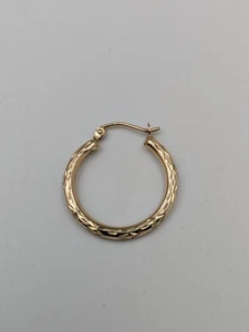 14k Yellow Gold Diamond Cut Textured Single Hoop Earring Only - Picture 1 of 6
