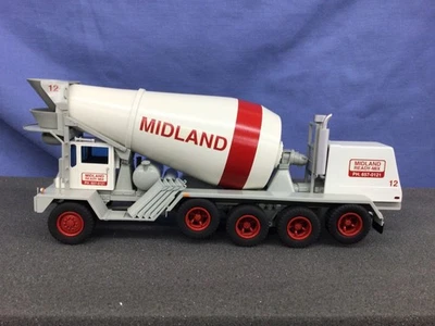 Mezcladora de cemento concreto descarga frontal Mark D. Savage Midland 1/50 camión en caja Foto 1 de 4