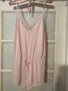Victoria's Secret Light Pink Lace Trim Romper Womens Sleepwear; Med New - Picture 1 of 10