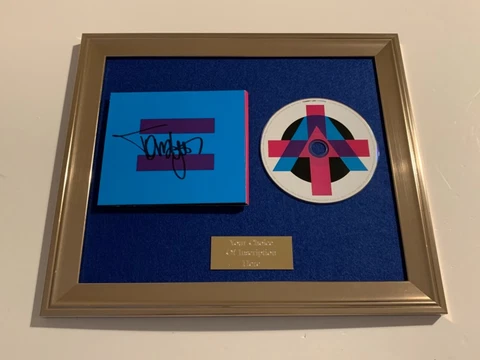 SIGNED/AUTOGRAPHED TOMMY LEE - ANDRO FRAMED CD PRESENTATION. MOTLEY CRUE Cover