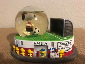 Westland Giftware Peanuts Snoopy “GOAL!!” Soccer Globe #8229 - Picture 1 of 4