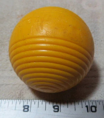 Vintage SPORTCRAFT  Croquet Ball YELLOW Ribbed Hard Plastic Replacement Part - Image 1 of 3