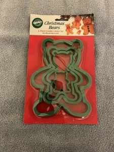 Ein Paket mit 4 Wilton Weihnachtsbär Ausstechformen (NEU) - Bild 1 von 2