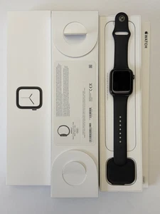 Apple Watch Series 4 Space Gray 44 mm - Bild 1 von 10