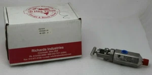 NEW Hex Block Bleed Valve HG651U3131413 Stainless Steel ORIGINAL BOX - Picture 1 of 11