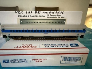 HO Scale LONG ISLAND RAILROAD PASSENGER COACH F&C P-72 COACH #2957 - Picture 1 of 5