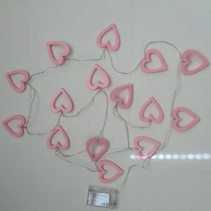 Litecraft Hearts String Lights Battery Operated Integrated LED - Pink Clearance - Picture 1 of 4