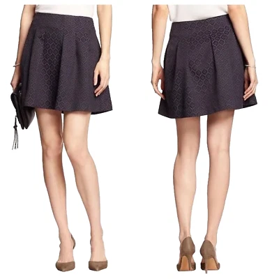 Nueva minifalda plisada de jacquard geo Banana Republic para mujer talla 10 $69,99 Foto 1 de 4