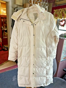 LL Bean Womens Coat Medium Vintage Long Goose Down Hooded Puffer Parka Jacket - Picture 1 of 5