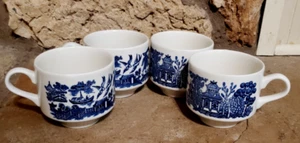 Vintage Set of 4 Churchill China Blue Willow Breakfast Tea Coffee Cup Mugs - Picture 1 of 8