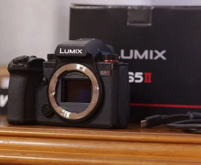 Panasonic LUMIX S5II Body, Top Zustand OVP    - Bild 1 von 4