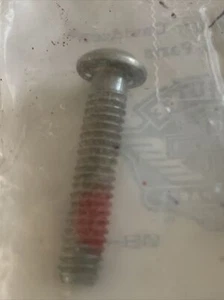 4800 HARLEY-DAVIDSON 1/4"-20 x 1-1/4" HEX SOCKET BUTTON HEAD SCREW OEM NOS - Picture 1 of 1