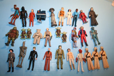 STAR WARS VINTAGE LOOSE FIGURES 1977-1985 HAN ANAKIN REBELS LEIA EMPEROR KENNER Cover