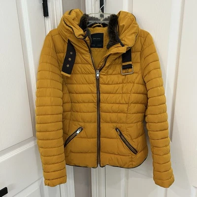 Zara Basic Women’s Yellow Mustard Belted Collar Puffer Jacket Hidden Hood L  EUC - Image 1 of 4
