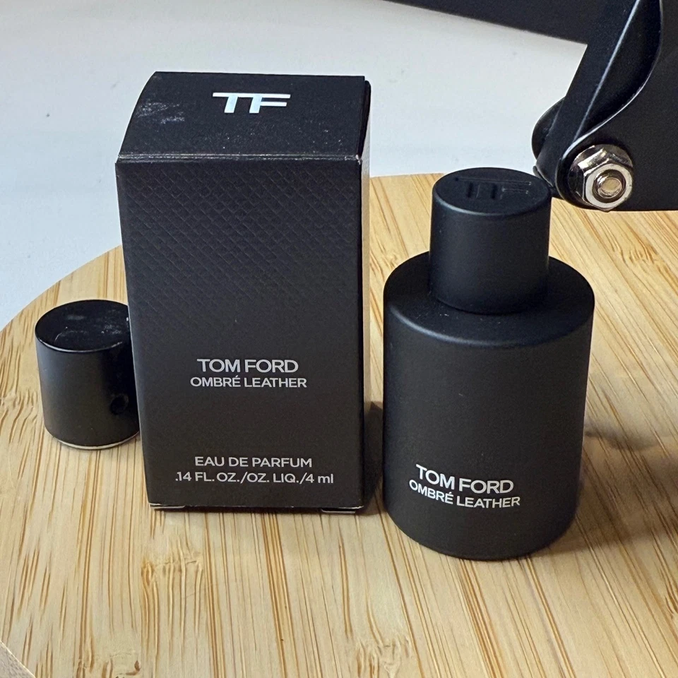 Tom Ford • Cuero Ombre • Eau de Parfum • 4 ml • Mini botella Splash • Nuevo en caja Foto 1 de 3