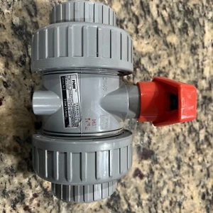 5 Valves FNW 1-1/2 in. IPS CPVC Schedule 80 Ball Valve FNW350NE (True Union) - Picture 1 of 6