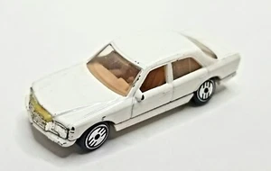 De colección Hot Wheels Mercedes 380 SEL Blanco Ultra Hots Bronceado Interior Blackwall Era - Imagen 1 de 7