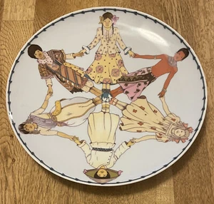 International Year of the Child - Heinrich/Villeroy&Boch - 1979 - 9 3/4" Plate - Picture 1 of 3