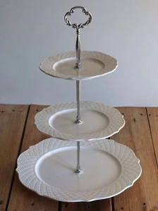 French Provincial White 3Tier Porcelain Cake Stand Serving Ceramic Plate PSL2201 - Picture 1 of 4