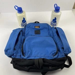 REI Daypack - Holds Trekking Poles/Cross Country Skis Water Bottle Pockets Hike - Picture 1 of 13