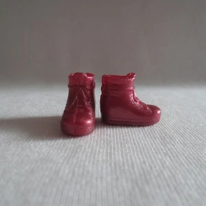 ¡NUEVO! Barbie Chelsea Piruleta Soporte Muñeca Metálico Rosa Rosa Tenis Botas Zapatos - Imagen 1 de 3