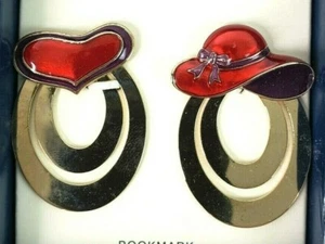 Red Hat Society Book Marks Hat and Heart Crazy Horse New In Box NIB Gift - Imagen 1 de 4
