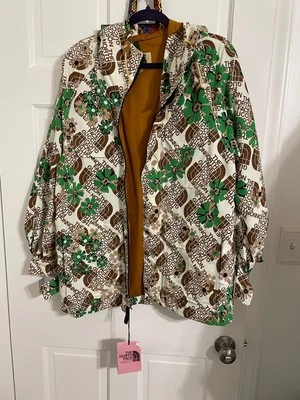 JAQUETA FLORAL FEMININA THE NORTH FACE X GUCCI TAMANHO XS (SE ENCAIXA COMO UMA MÉDIA) - Imagem 1 de 4