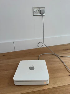 Apple AirPort Time Capsule 2TB Wifi Router A1355 3rd Gen Dual Band & Power Cable - Picture 1 of 6
