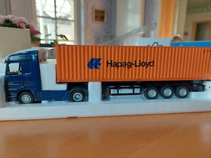 NZG Mercedes-Benz ACTROS 625/ 04 Container Sattelzug Hapag-Lloyd 1:50 LKW Truck - Bild 1 von 6